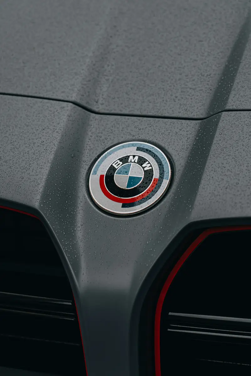 2023 BMW M4 CSL — photo 4