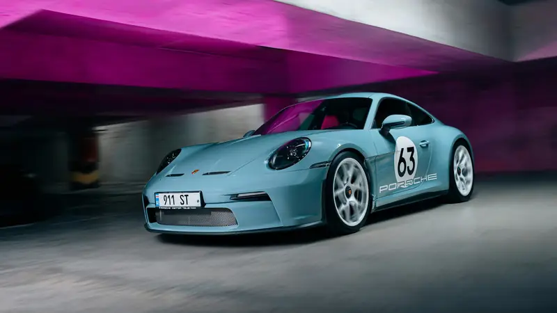 2024 Porsche 911 S/T